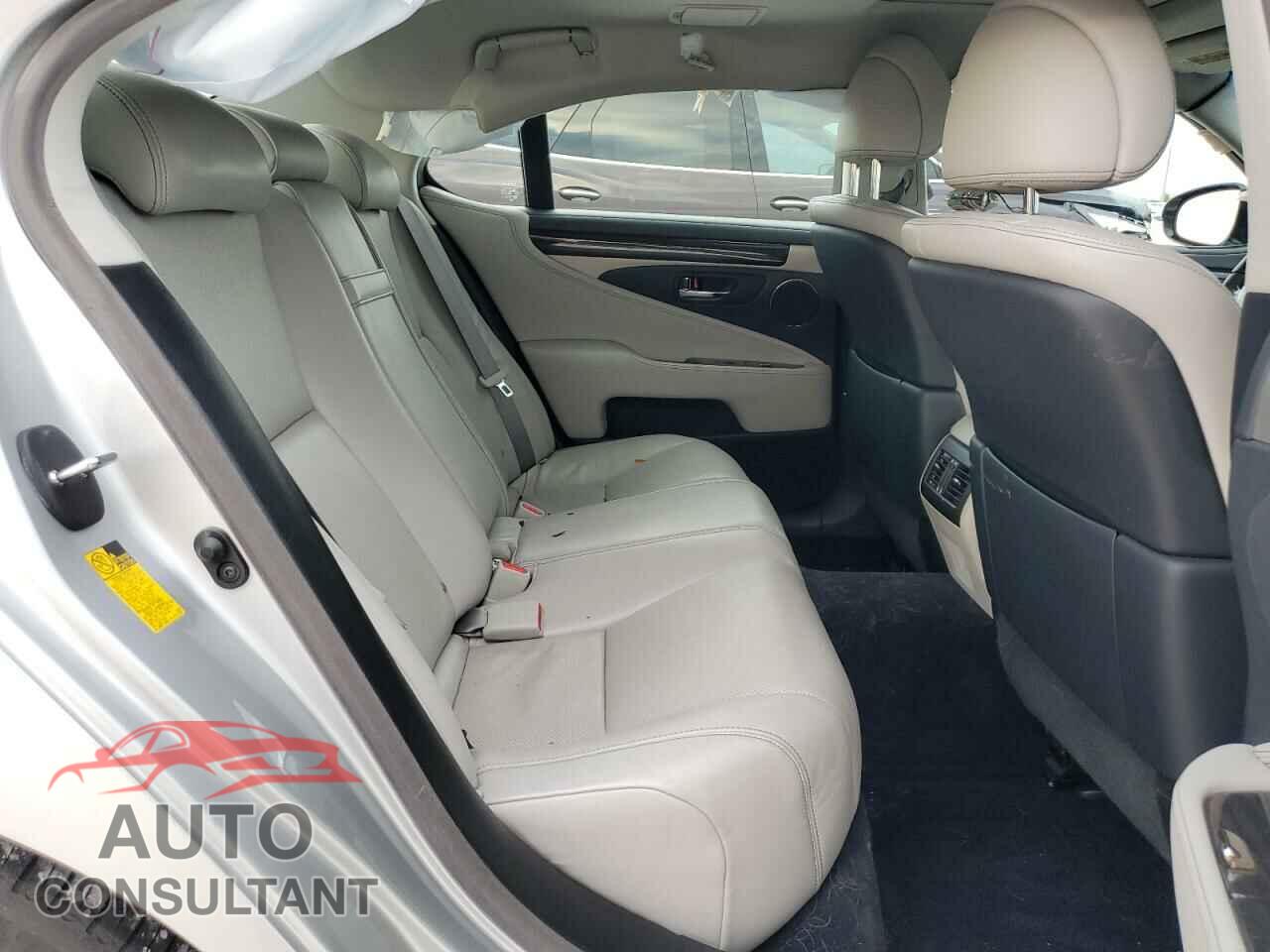 LEXUS LS460 2014 - JTHBL5EF2E5128081