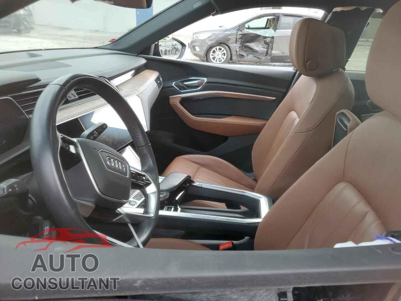 AUDI E-TRON 2021 - WA1AAAGE2MB017640
