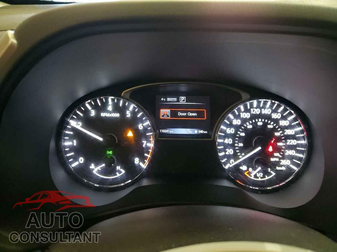NISSAN PATHFINDER 2017 - 5N1DR2MM7HC690643