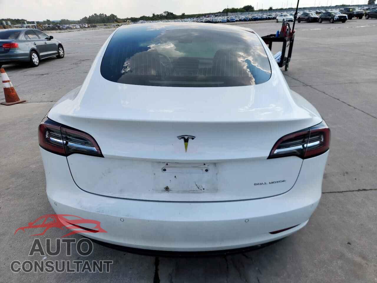 TESLA MODEL 3 2020 - 5YJ3E1EB5LF619312