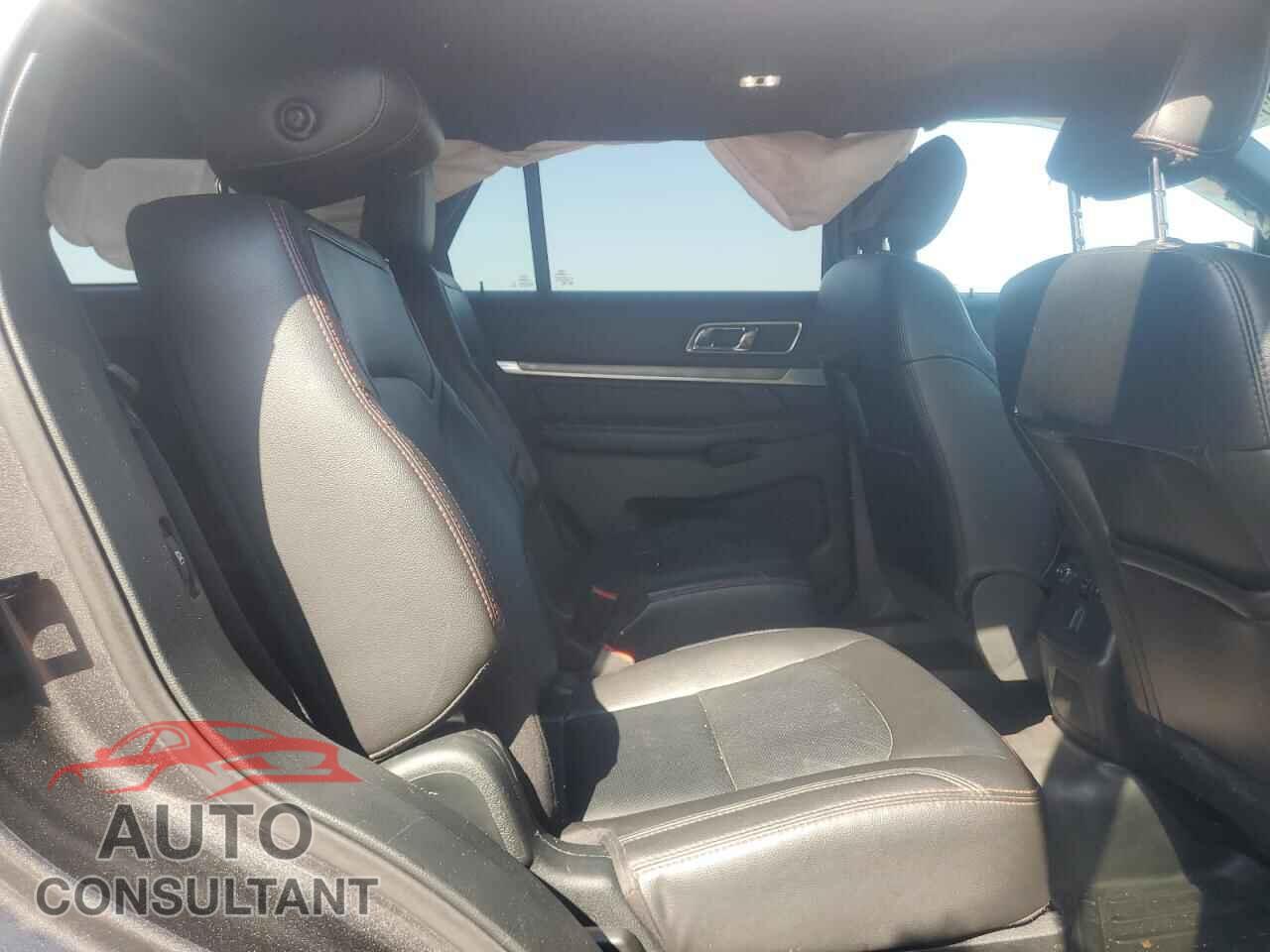 FORD EXPLORER 2018 - 1FM5K8GT8JGB04903