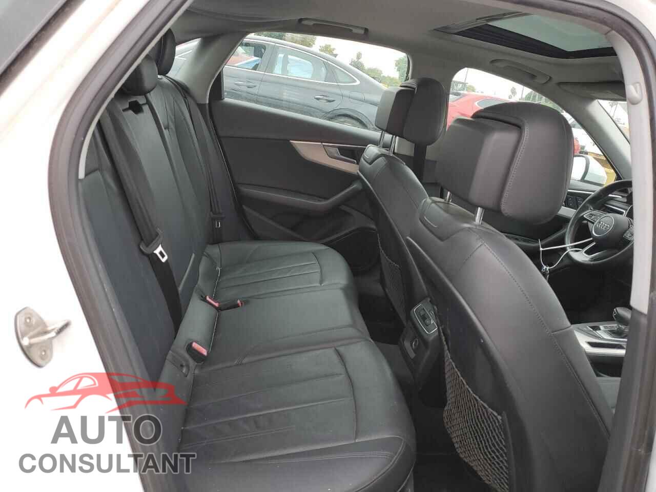 AUDI A4 2017 - WAUGNAF46HN024587