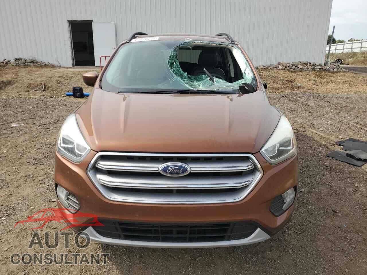 FORD ESCAPE 2017 - 1FMCU9G92HUB83475