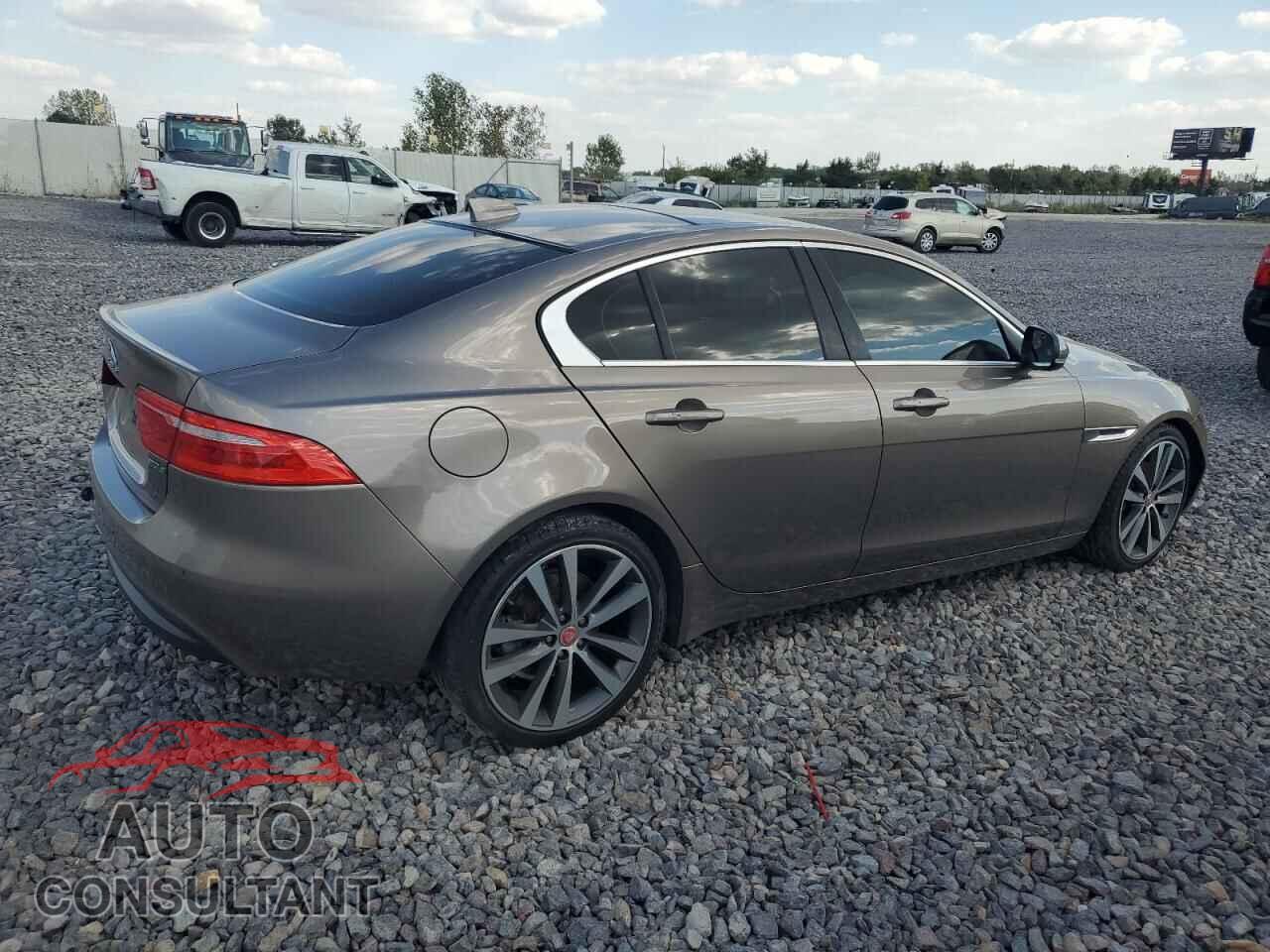 JAGUAR XE 2017 - SAJAE4BN8HA968313