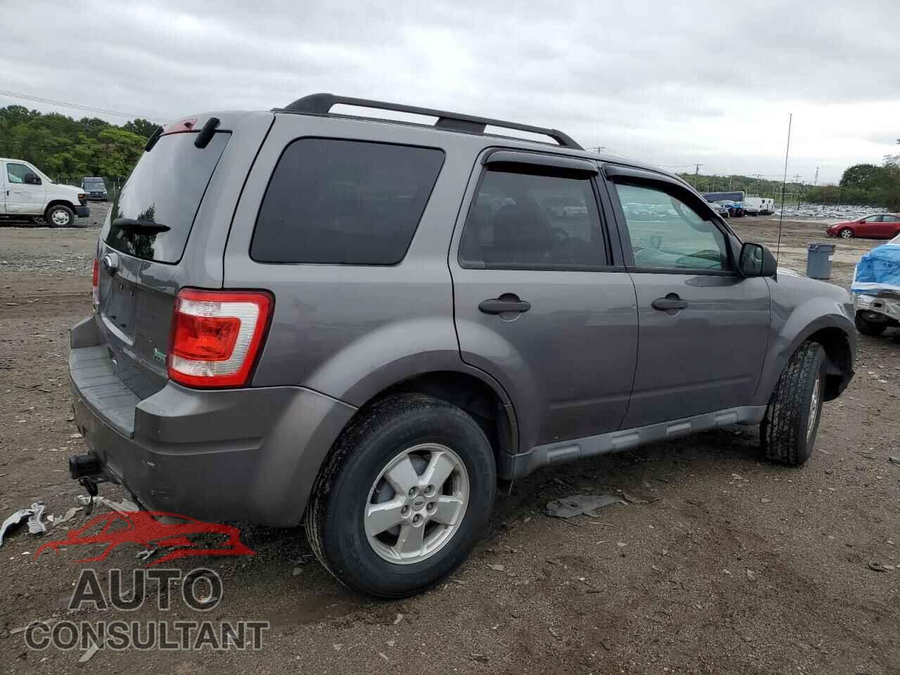 FORD ESCAPE 2011 - 1FMCU0DG8BKA31637