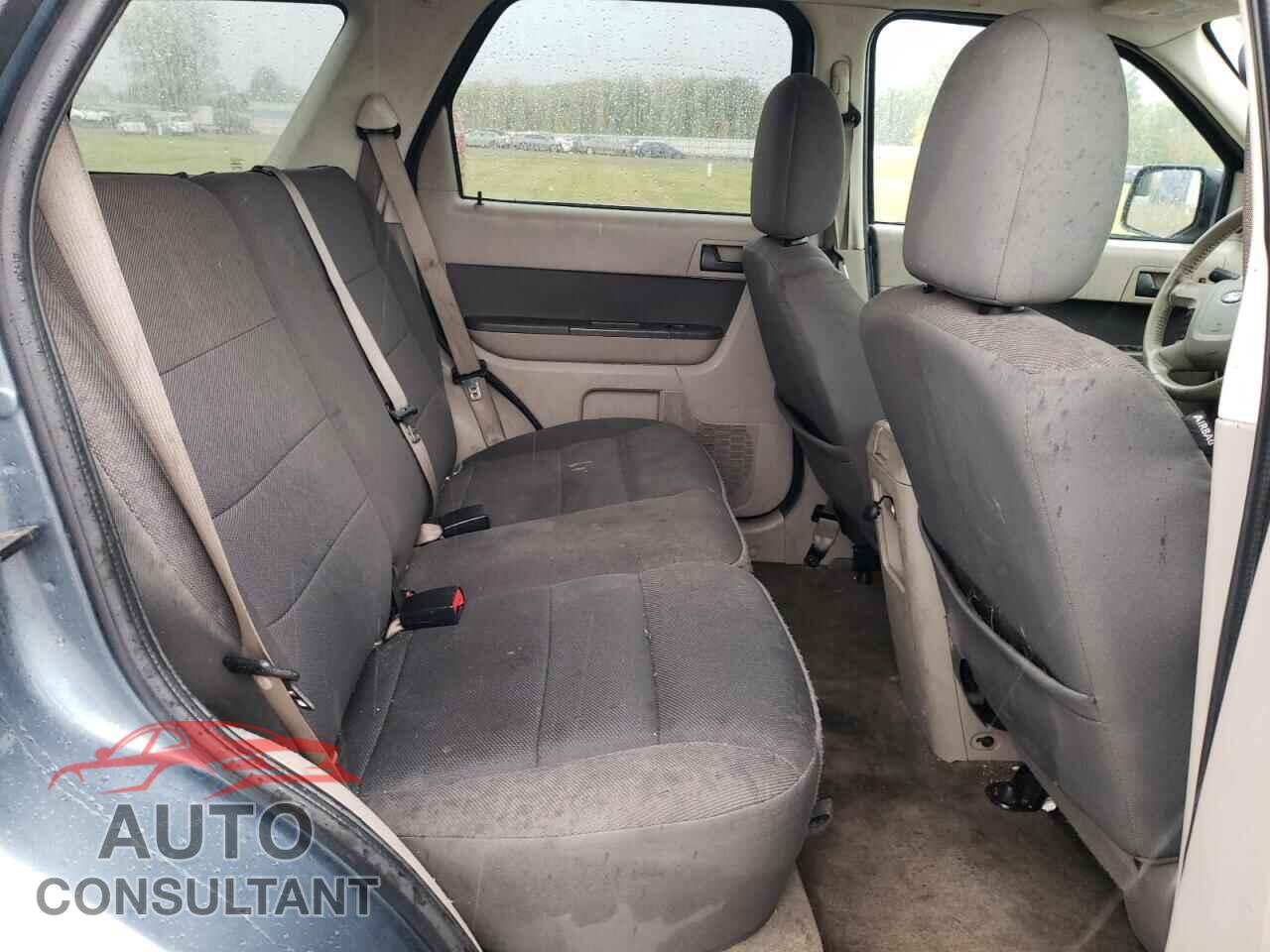 FORD ESCAPE 2010 - 1FMCU9DG0AKB30200