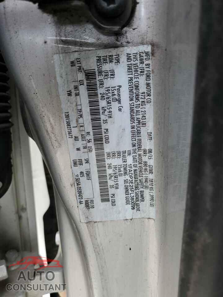 FORD FOCUS 2015 - 1FADP3E25FL380099