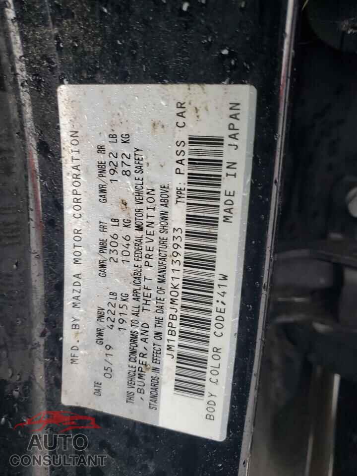 MAZDA 3 2019 - JM1BPBJM0K1139933