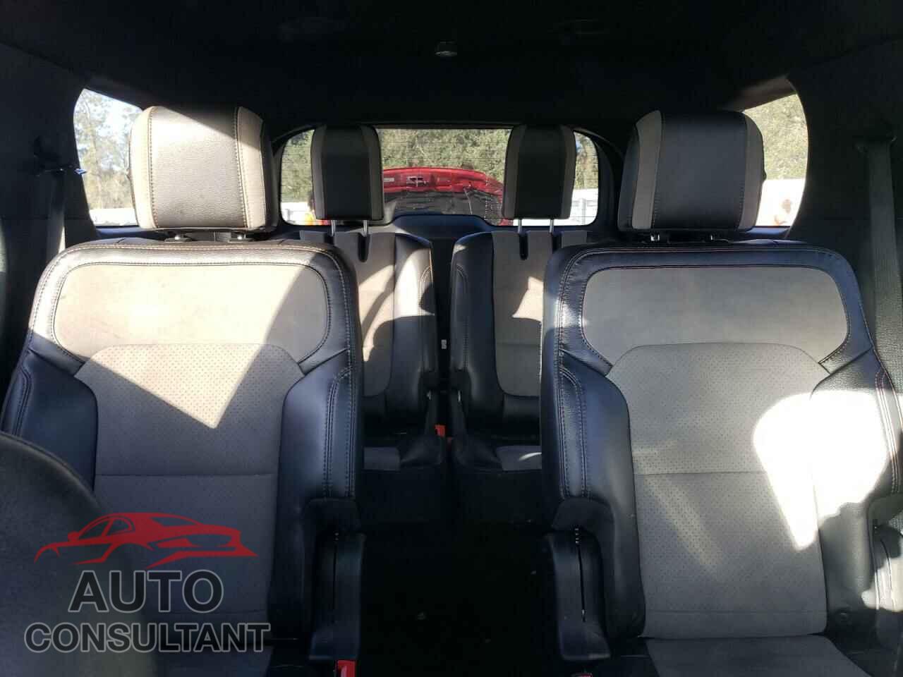 FORD EXPLORER 2017 - 1FM5K7D82HGC18335