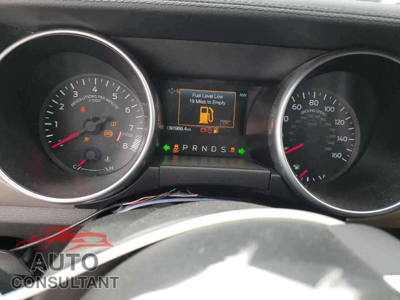 FORD MUSTANG 2020 - 1FA6P8CF3L5118898