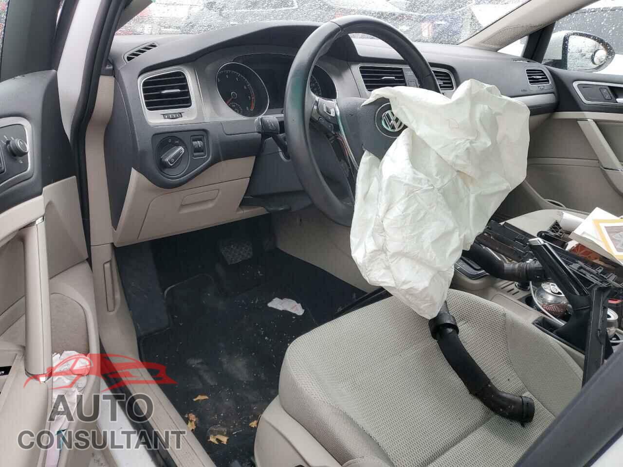 VOLKSWAGEN GOLF 2017 - 3VWC17AU2HM537432