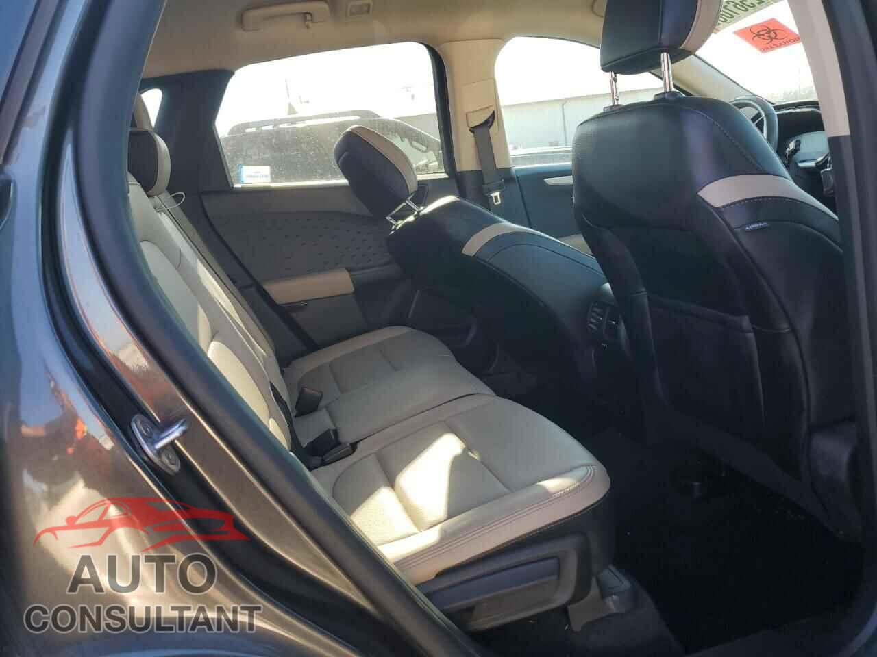 FORD ESCAPE 2020 - 1FMCU9H67LUA32998