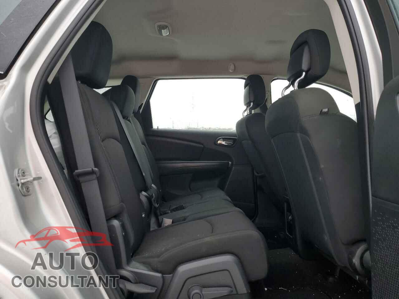 DODGE JOURNEY 2012 - 3C4PDCAB3CT135243