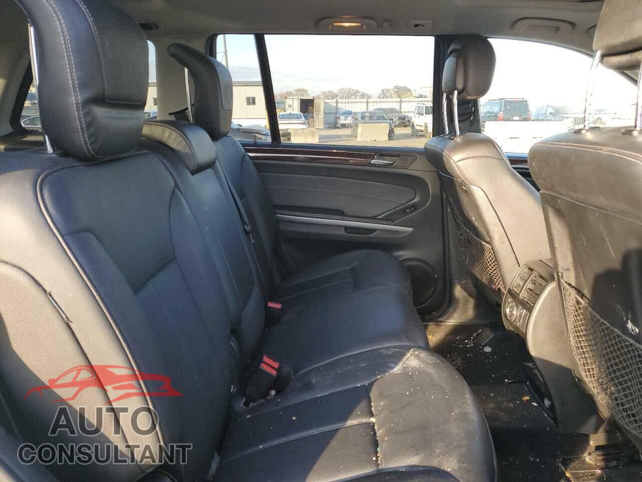 MERCEDES-BENZ GL-CLASS 2011 - 4JGBF7BE6BA689866