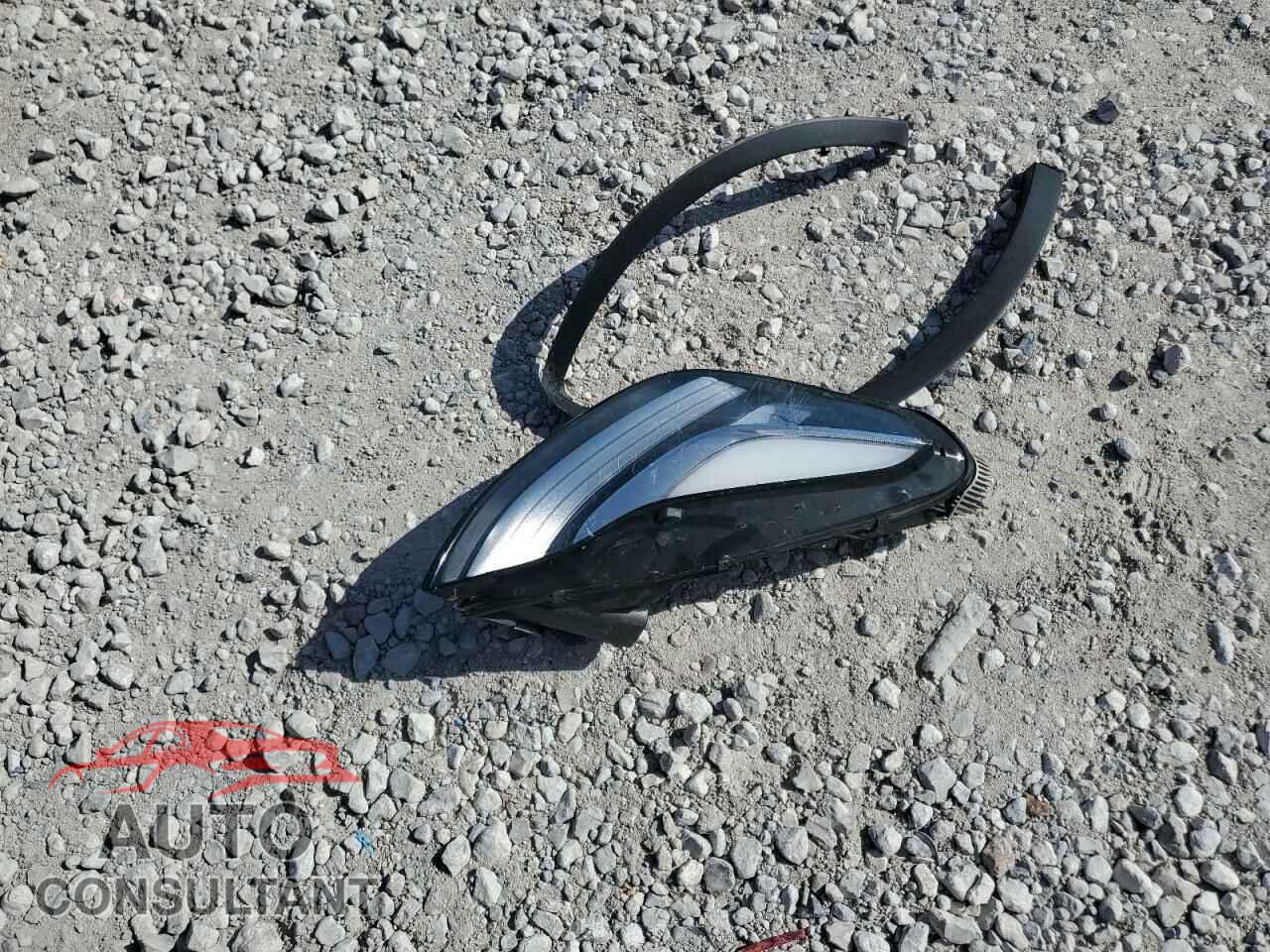 TESLA MODEL Y 2023 - 7SAYGDEE3PA113561