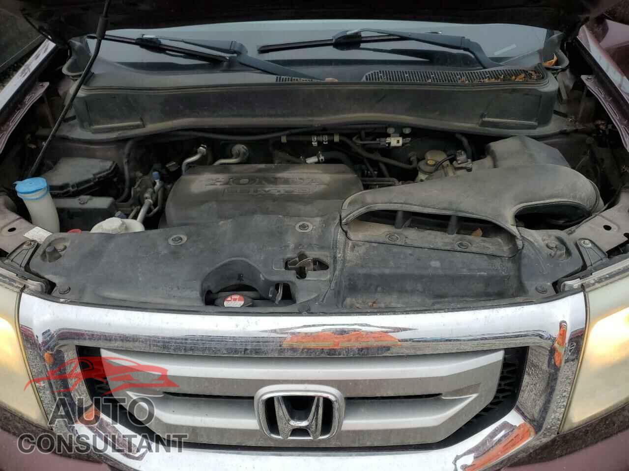 HONDA PILOT 2011 - 5FNYF4H44BB005528