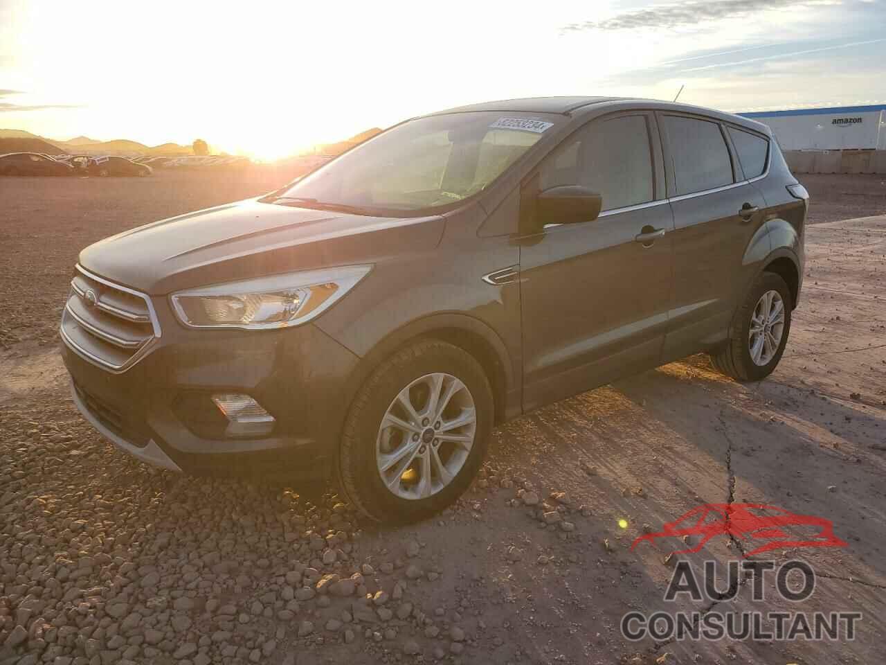 FORD ESCAPE 2017 - 1FMCU0GD9HUC11417