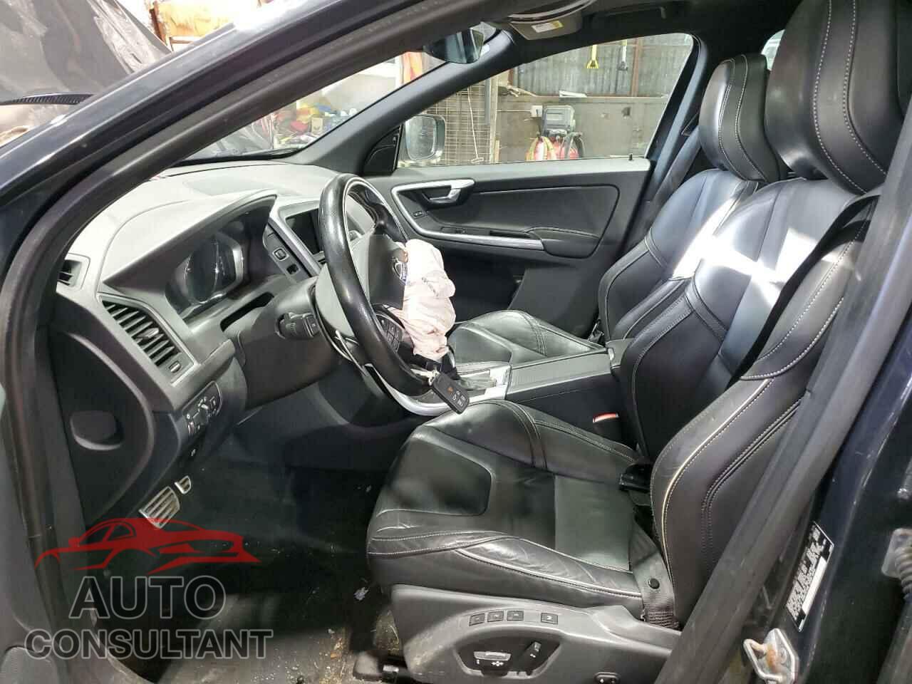 VOLVO XC60 2015 - YV4902RS3F2716165