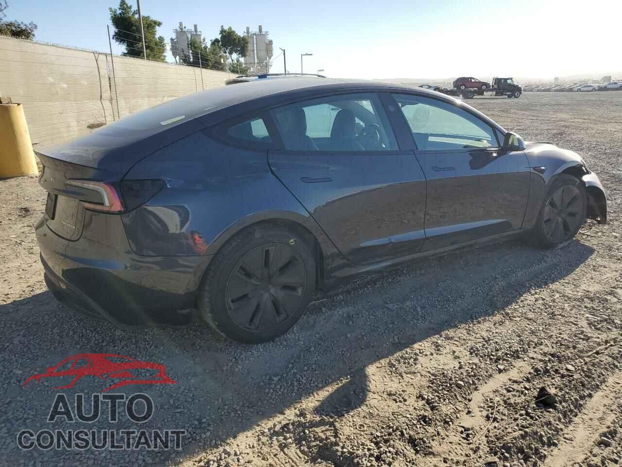 TESLA MODEL 3 2024 - 5YJ3E1EB1RF813666