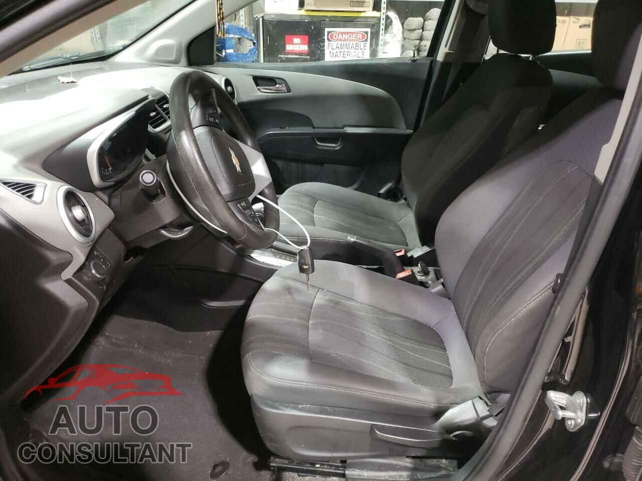 CHEVROLET SONIC 2017 - 1G1JD5SG8H4109979