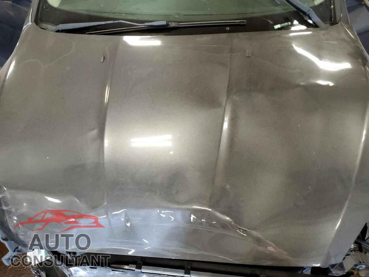 FORD FOCUS 2017 - 1FADP3H20HL228469