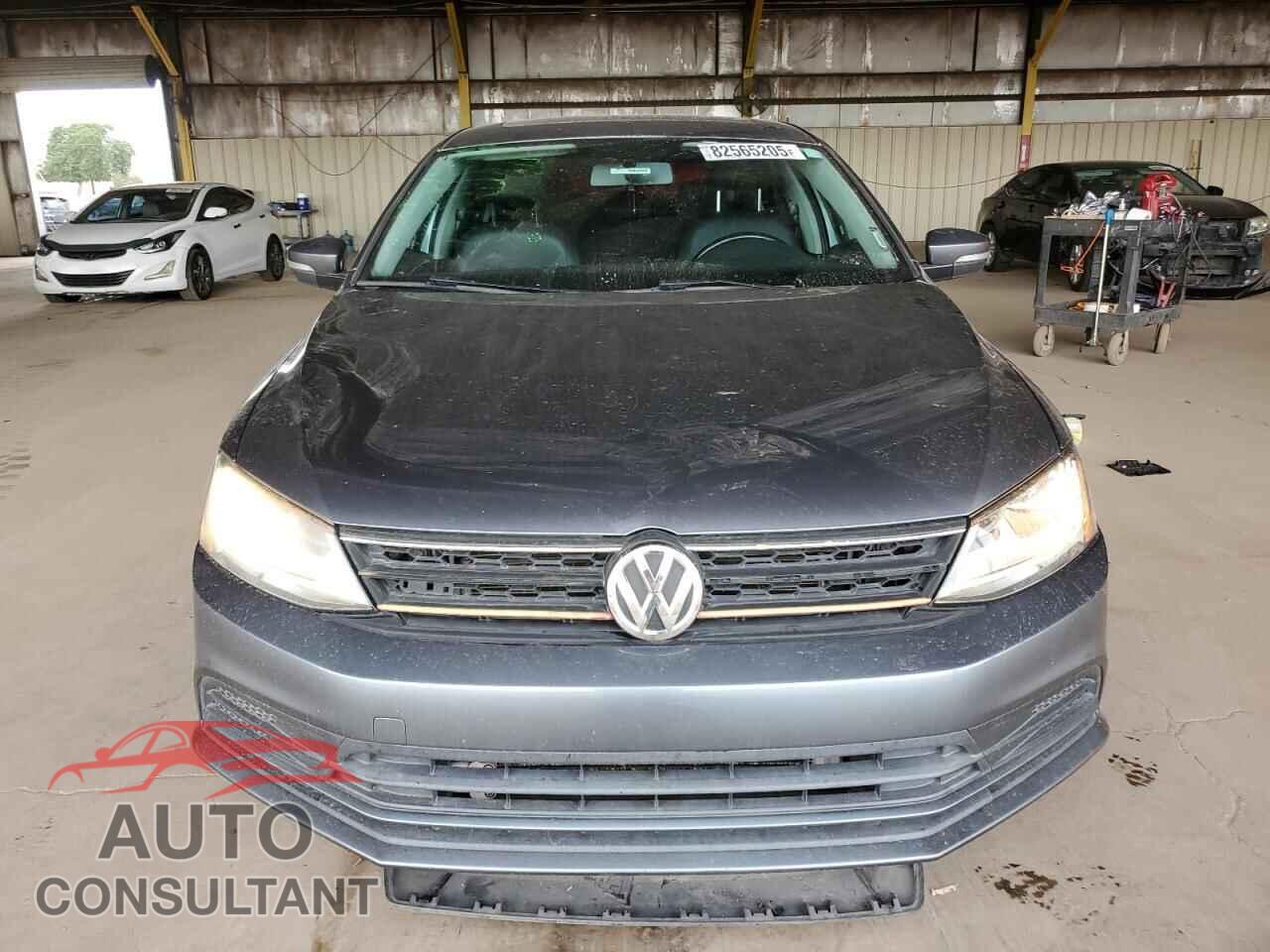VOLKSWAGEN JETTA 2017 - 3VWDB7AJ5HM272271