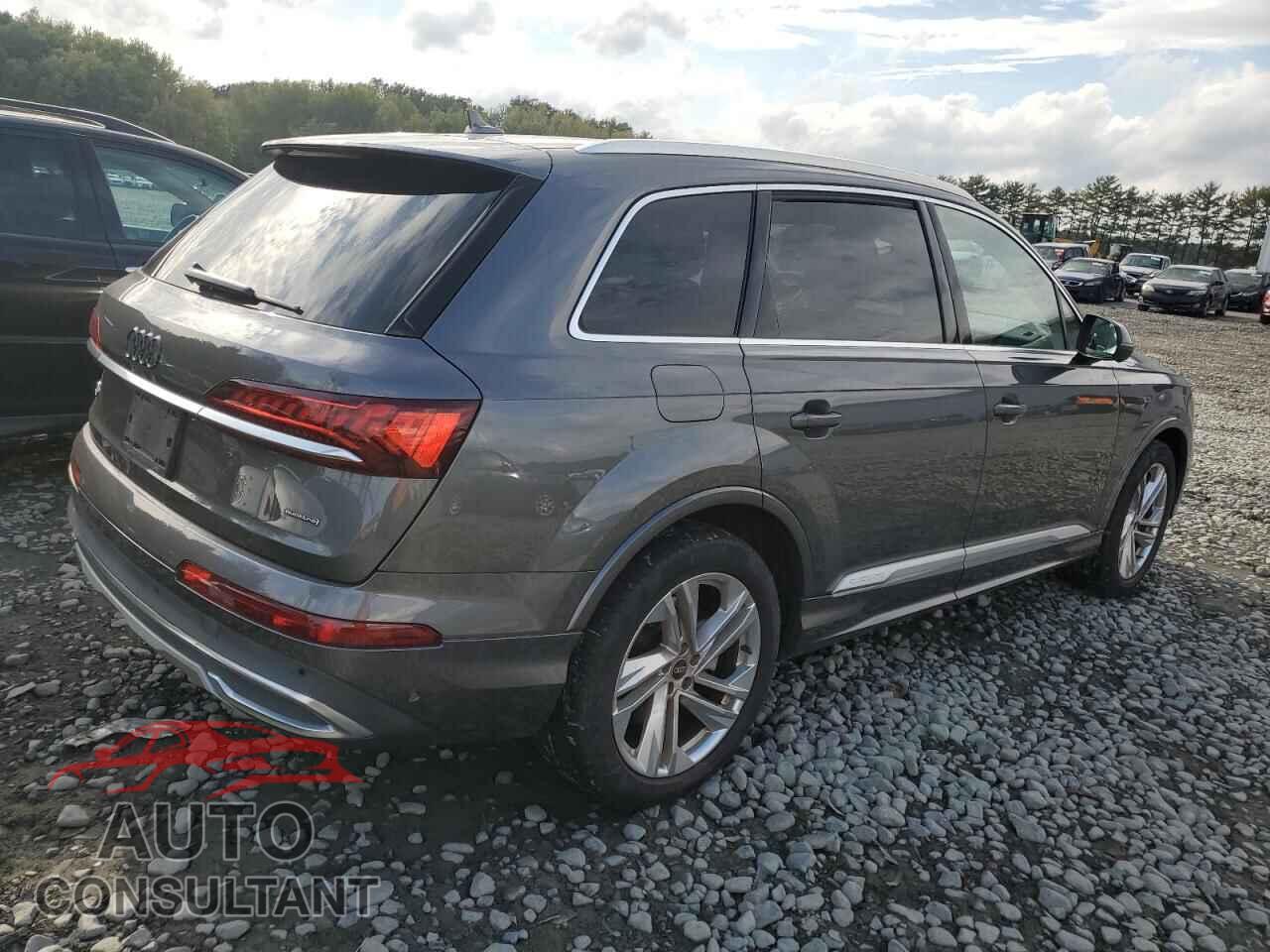 AUDI Q7 2021 - WA1VXAF70MD014792