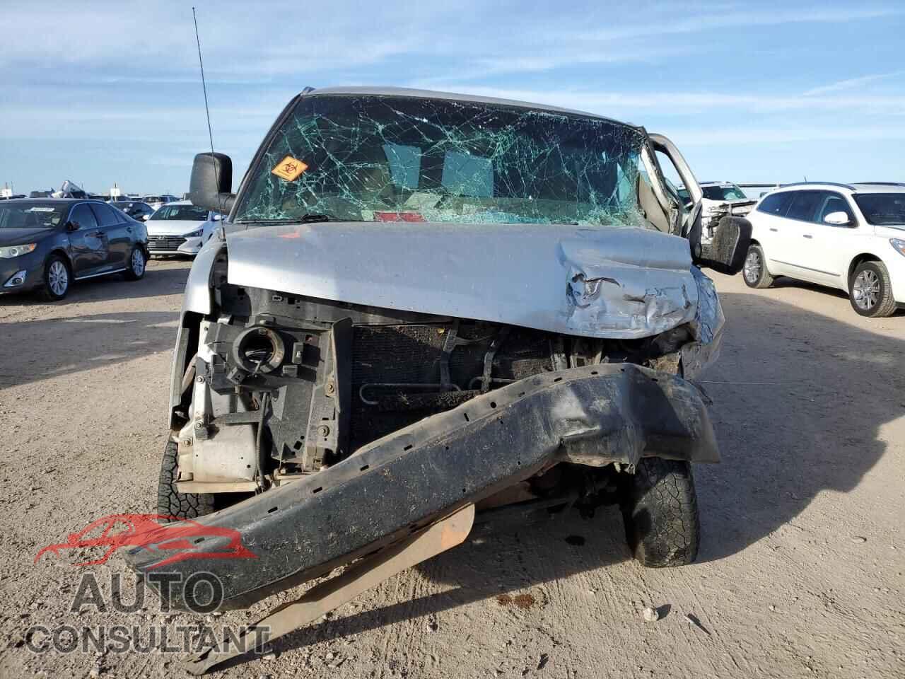 CHEVROLET EXPRESS 2011 - 1GAWGPFA0B1162893