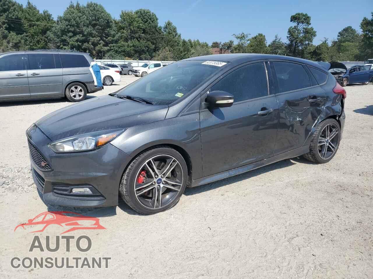 FORD FOCUS 2017 - 1FADP3L90HL262450