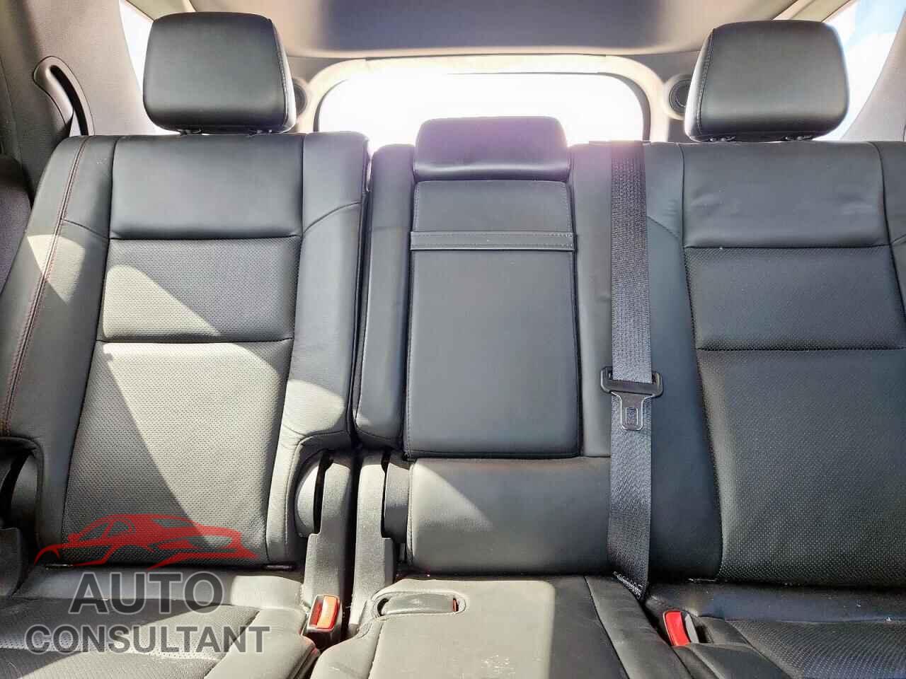 DODGE DURANGO 2018 - 1C4SDHCT3JC205538