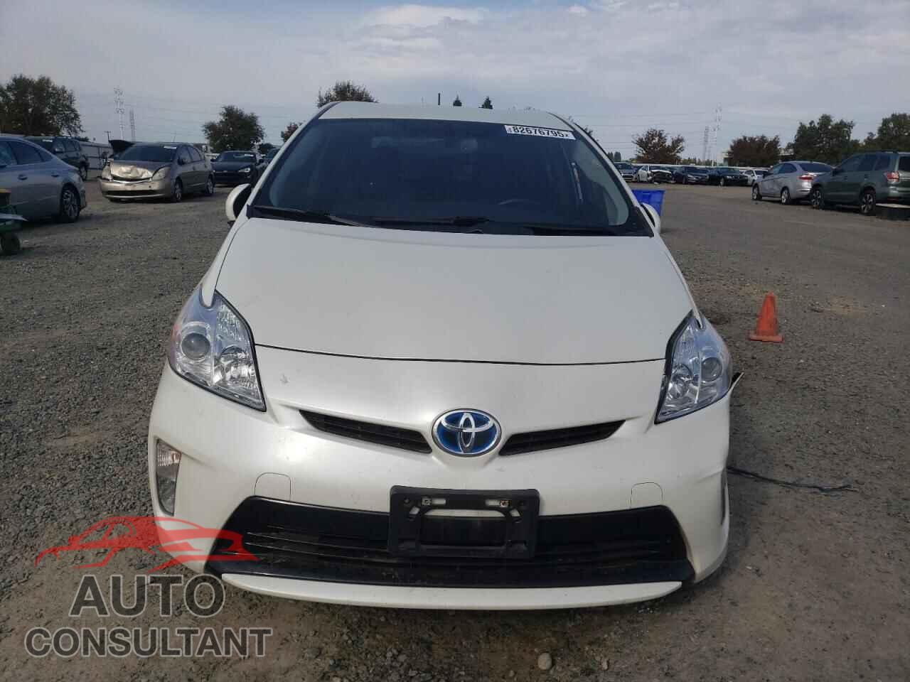 TOYOTA PRIUS 2015 - JTDKN3DU3F0445804