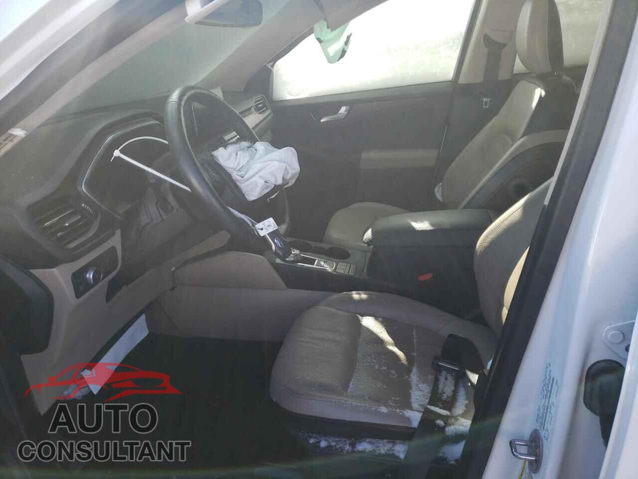 FORD ESCAPE 2020 - 1FMCU0DZ2LUC15284