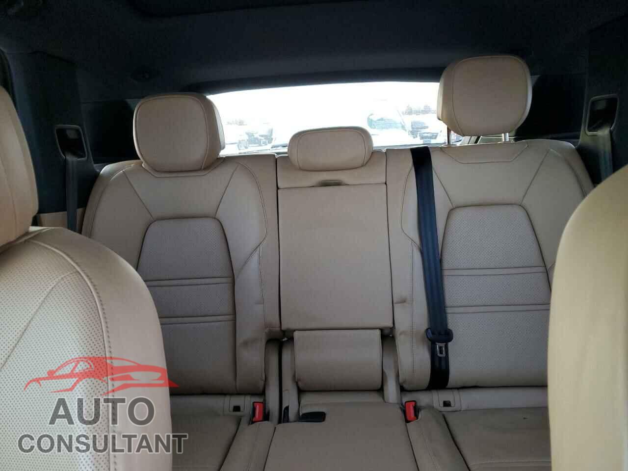 PORSCHE CAYENNE 2020 - WP1AA2AY9LDA03721