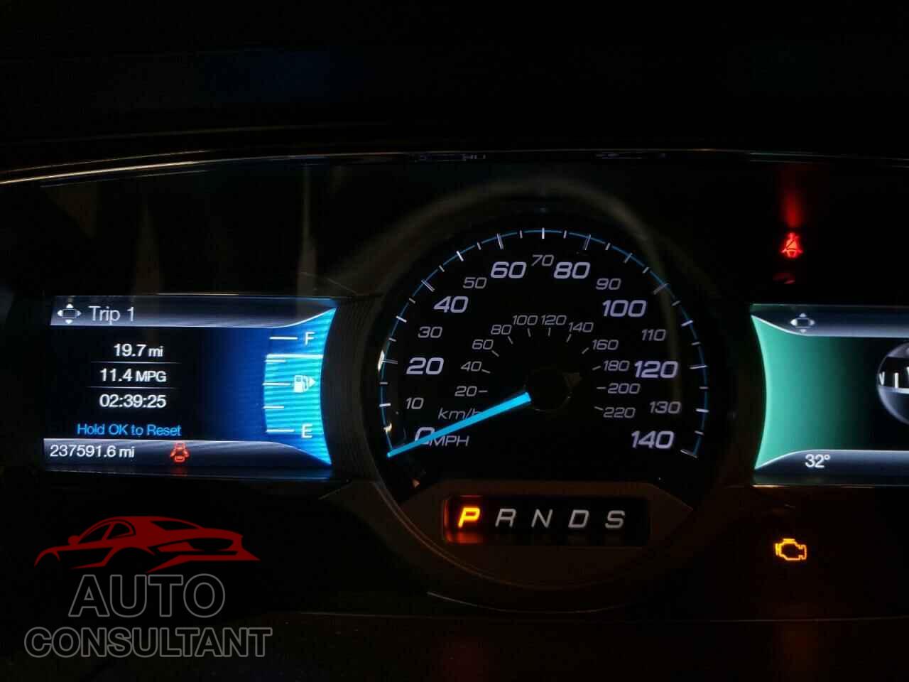 FORD TAURUS 2015 - 1FAHP2F89FG108923