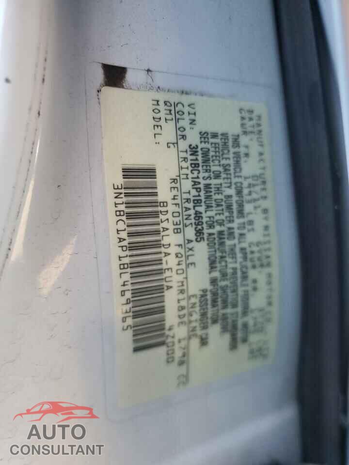 NISSAN VERSA 2011 - 3N1BC1AP1BL469365