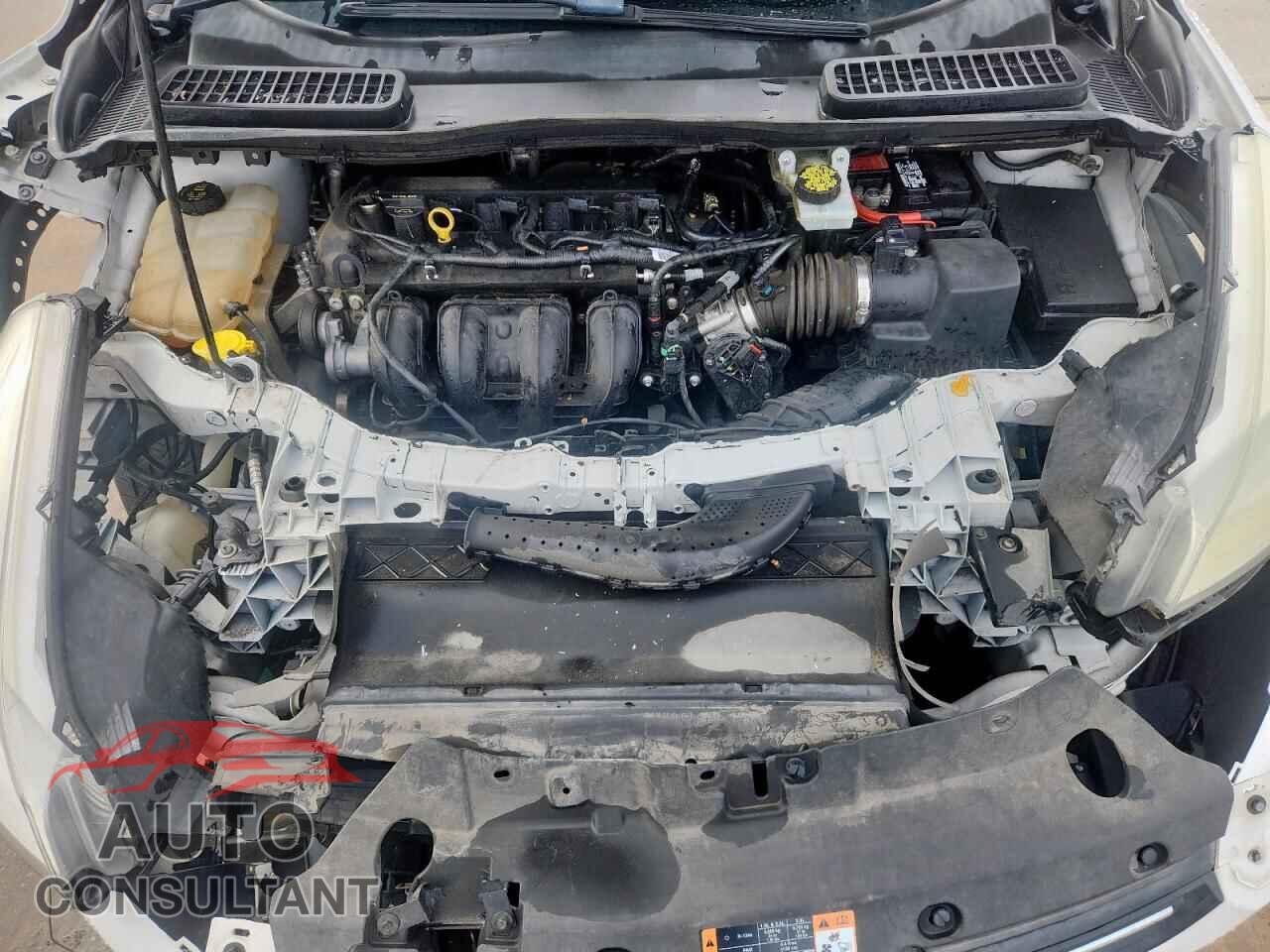 FORD ESCAPE 2015 - 1FMCU0G78FUB72083