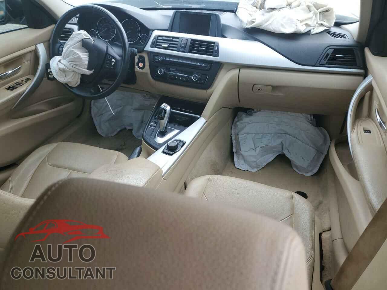 BMW 3 SERIES 2012 - WBA3A5C54CF347117