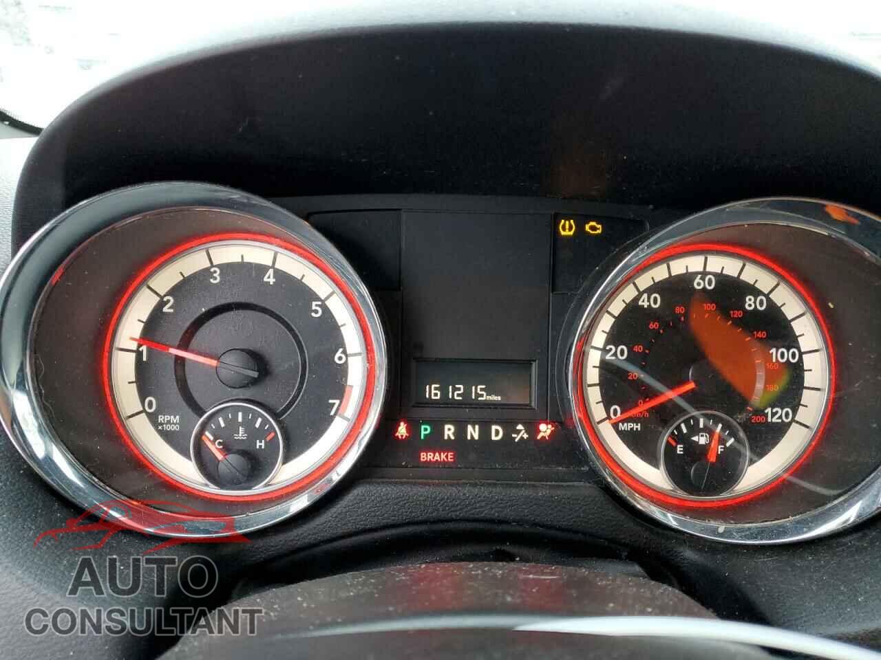 DODGE CARAVAN 2015 - 2C4RDGCG5FR703945