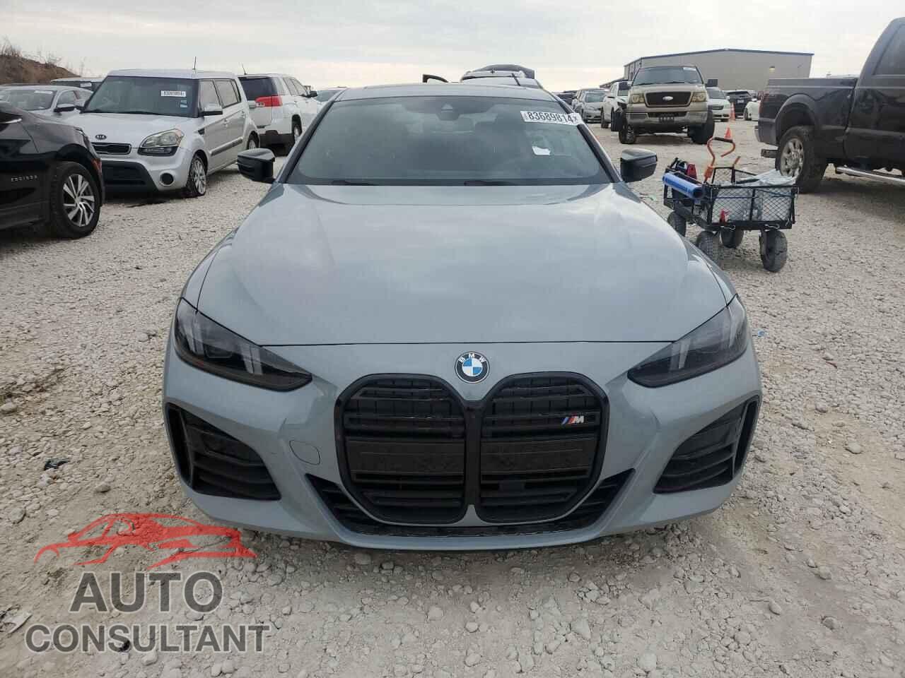 BMW M4 2025 - WBA83DA07SCT21855