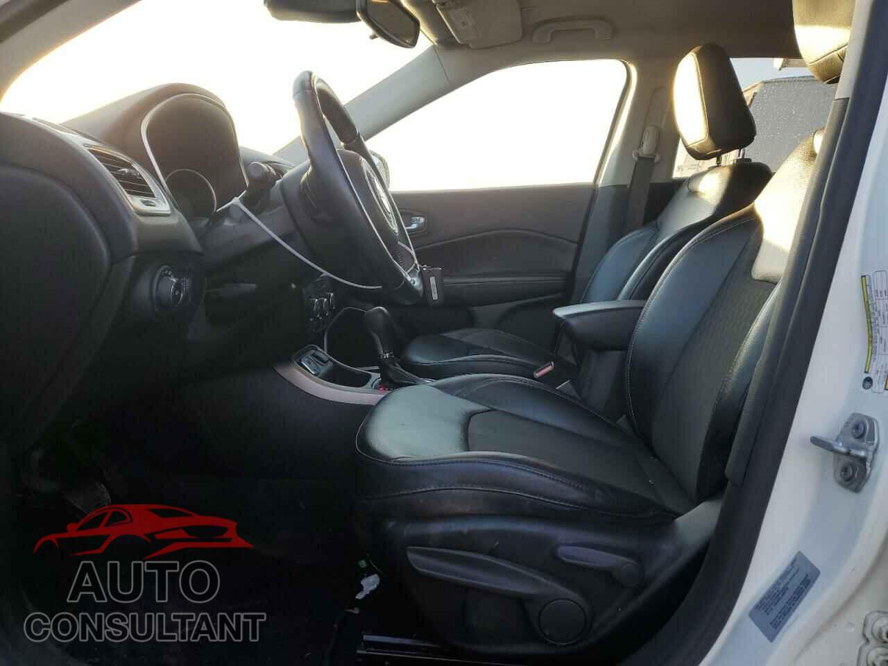 JEEP COMPASS 2017 - 3C4NJCBB3HT669574