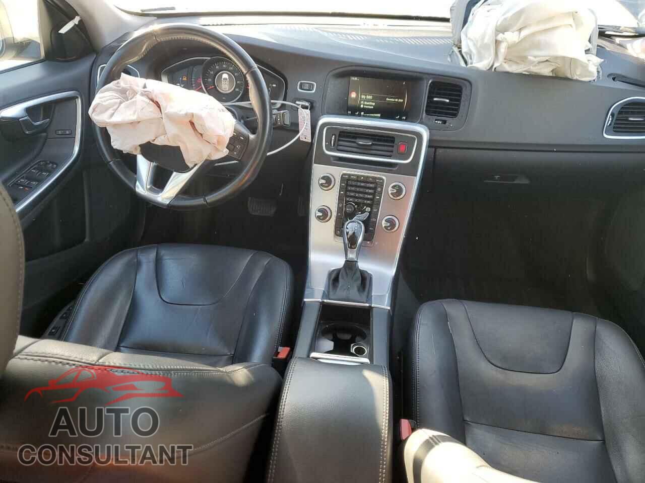 VOLVO S60 2017 - YV126MFL1H2421185
