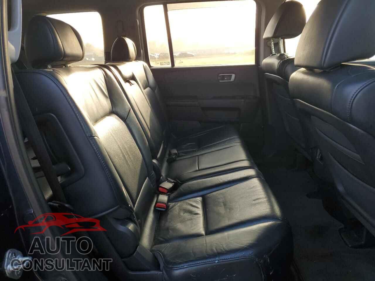 HONDA PILOT 2009 - 5FNYF48539B032366