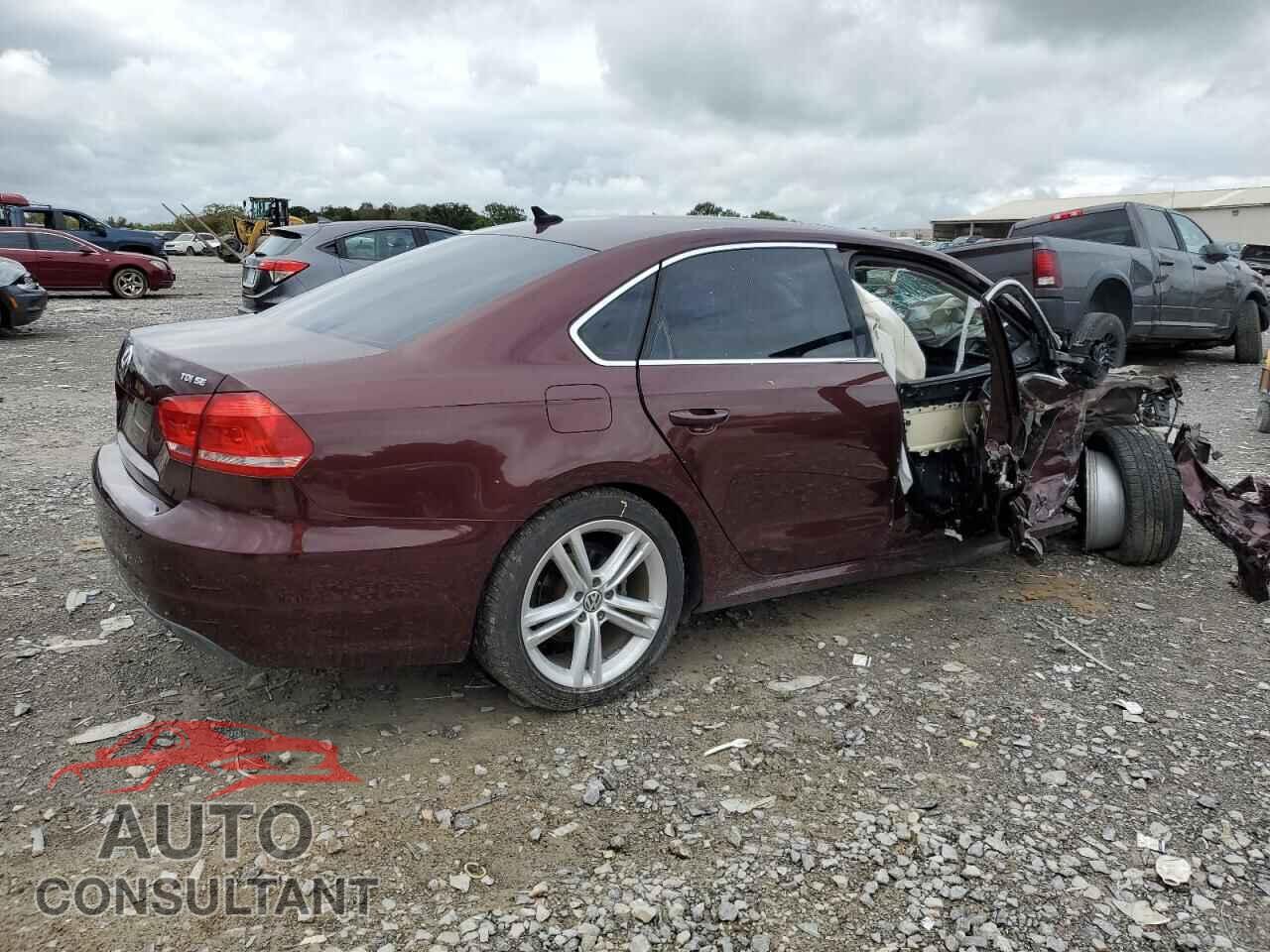 VOLKSWAGEN PASSAT 2014 - 1VWBN7A36EC085943