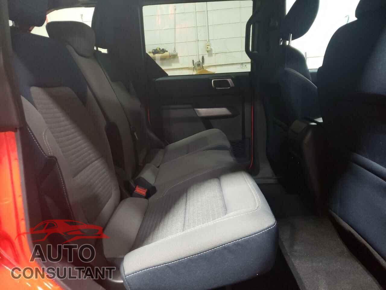 FORD BRONCO 2023 - 1FMDE5DH2PLB06826