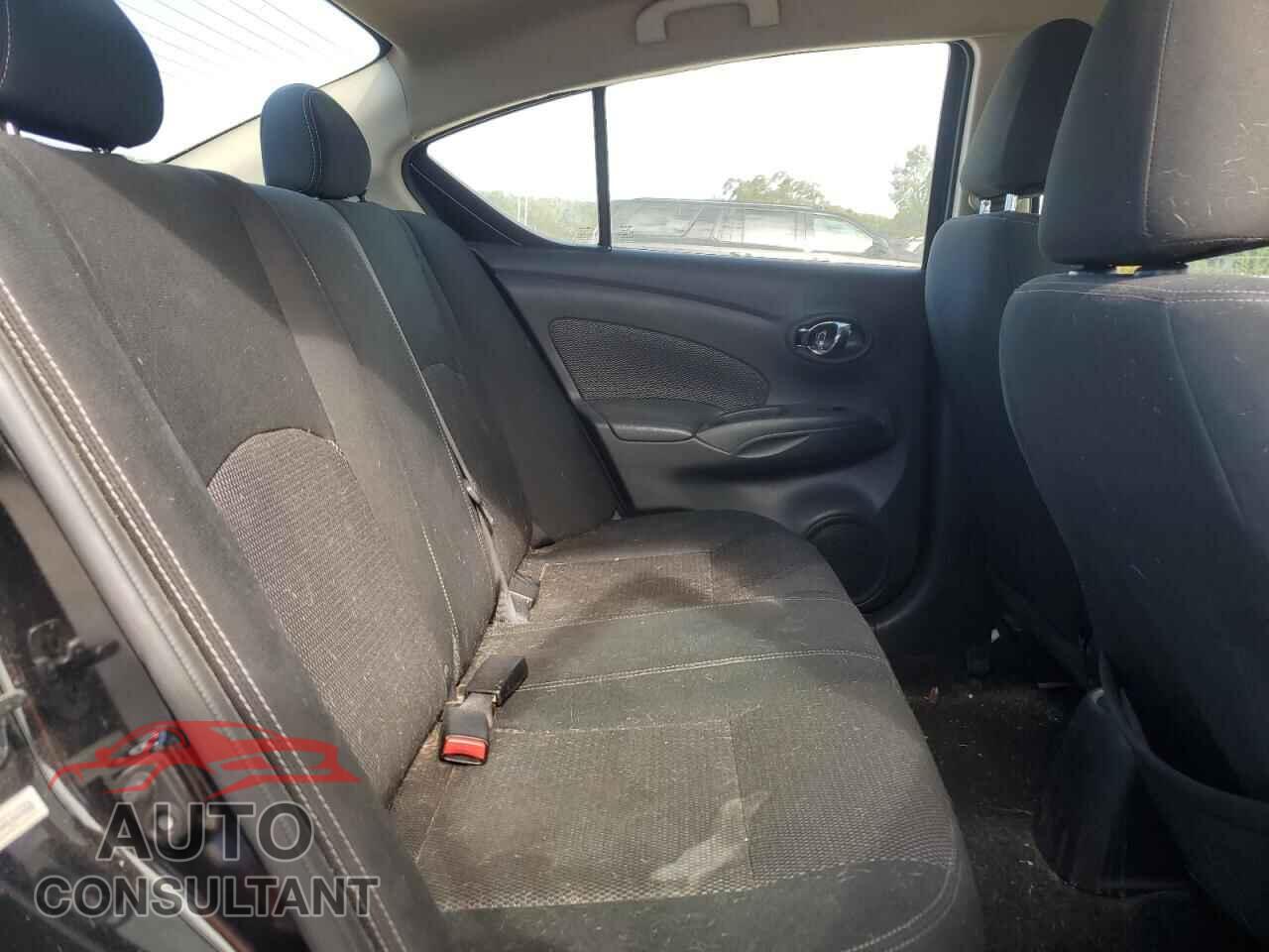 NISSAN VERSA 2019 - 3N1CN7AP9KL840550