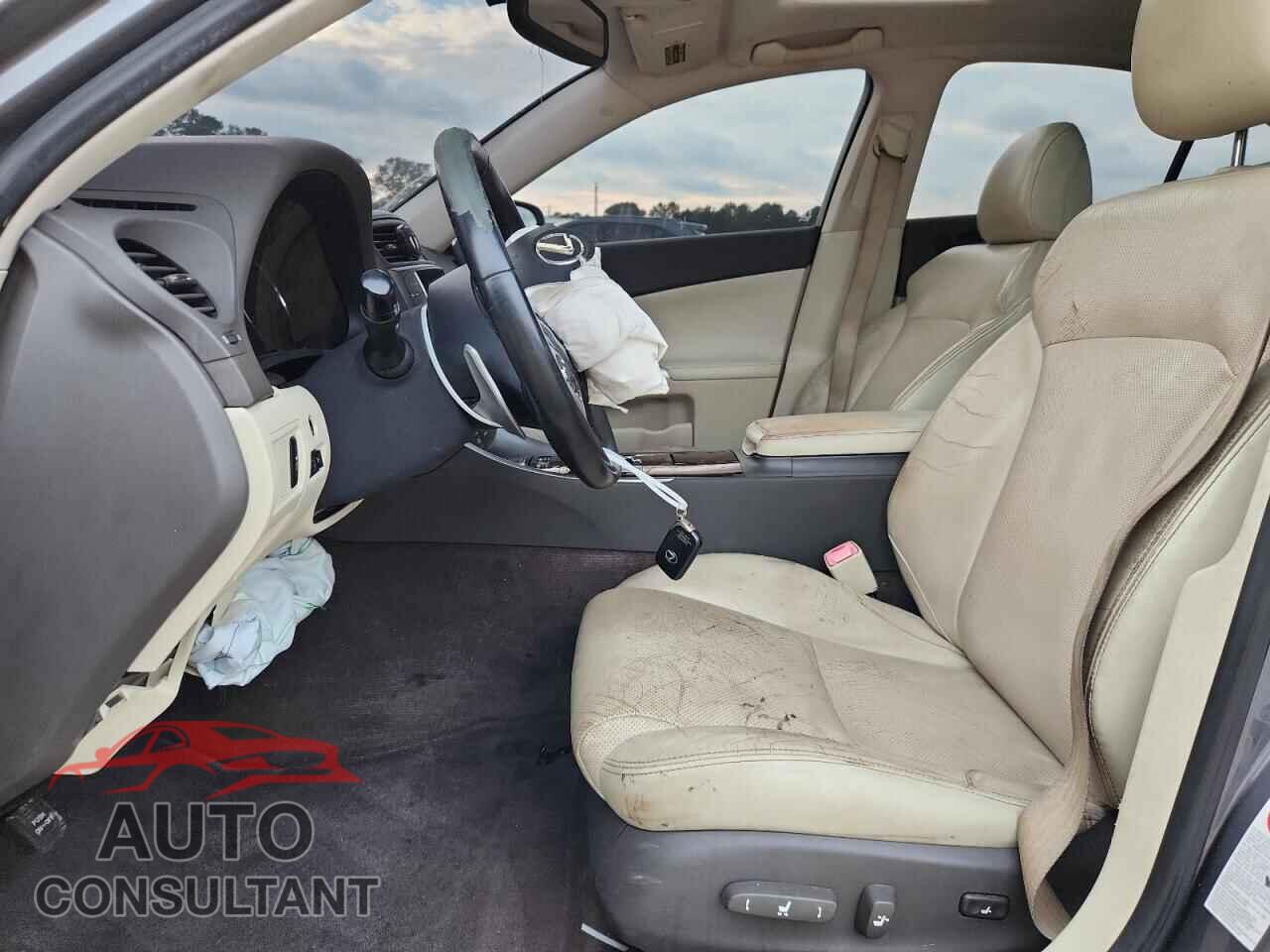 LEXUS IS 2012 - JTHBF5C27C5183856