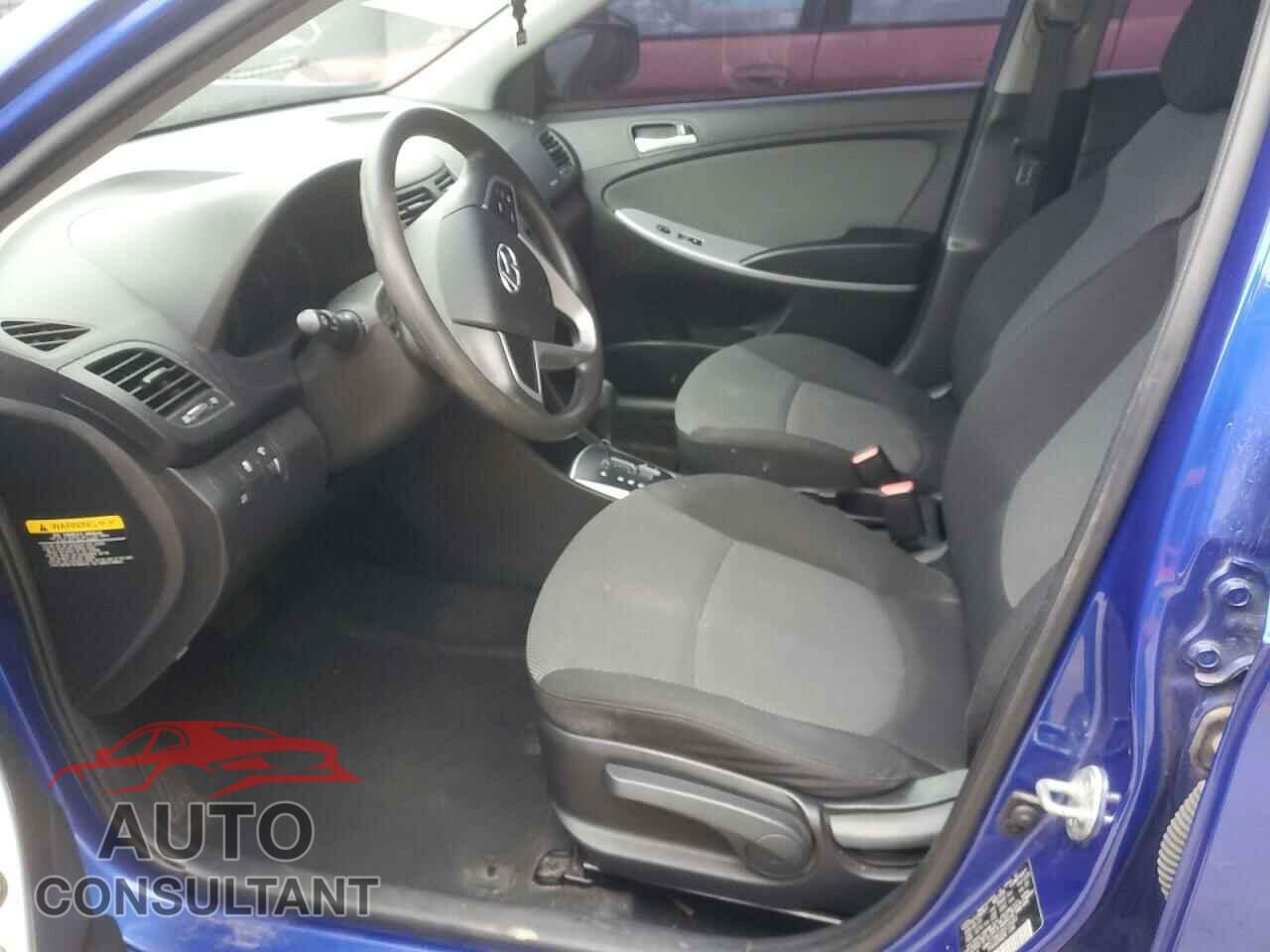 HYUNDAI ACCENT 2013 - KMHCT5AE2DU115351