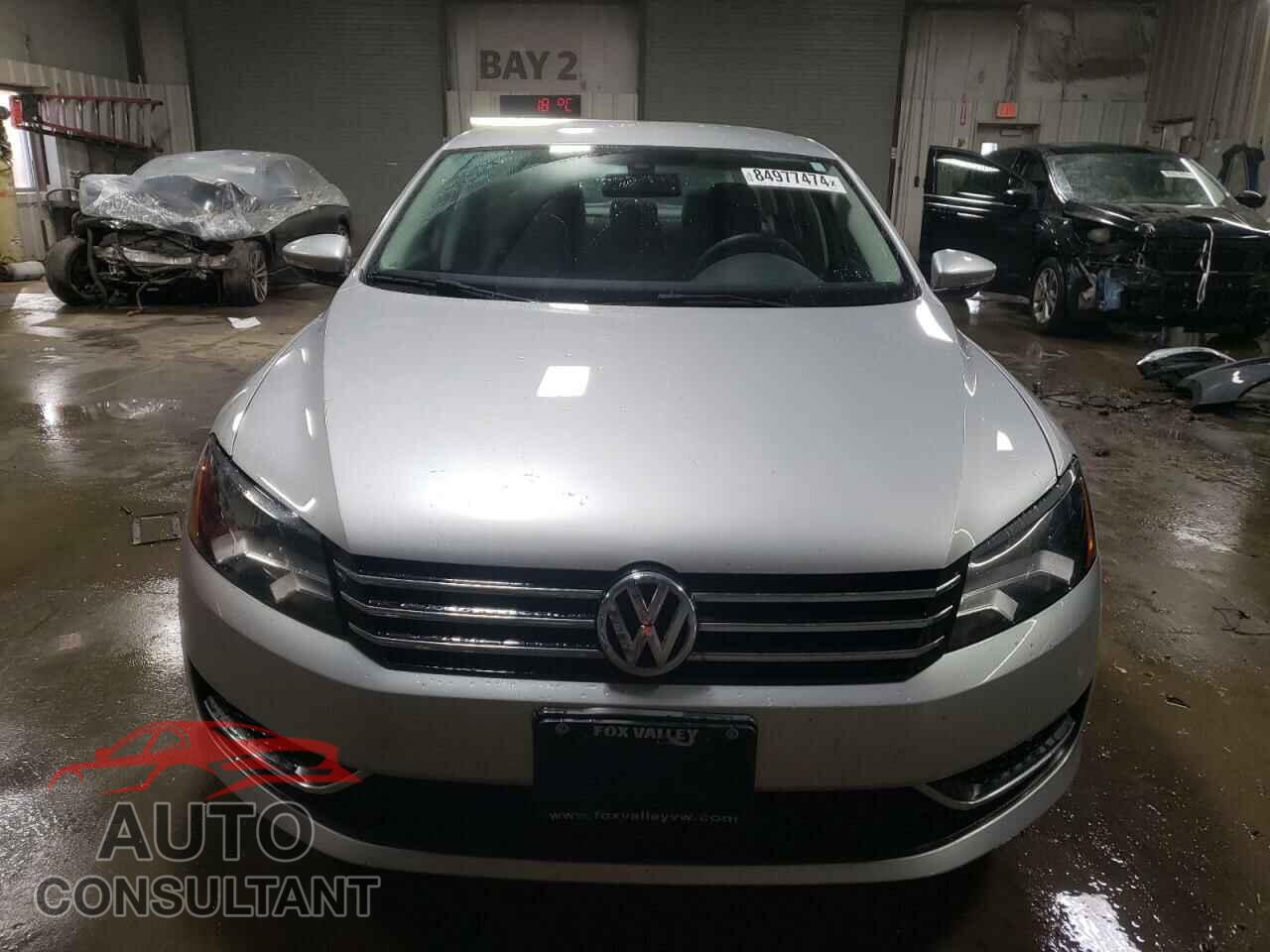 VOLKSWAGEN PASSAT 2012 - 1VWAP7A38CC064904