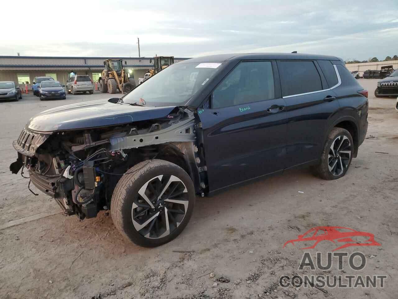 MITSUBISHI OUTLANDER 2023 - JA4J3UA88PZ022254