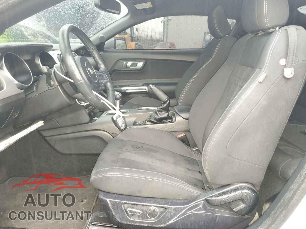 FORD MUSTANG 2020 - 1FA6P8CF2L5166795